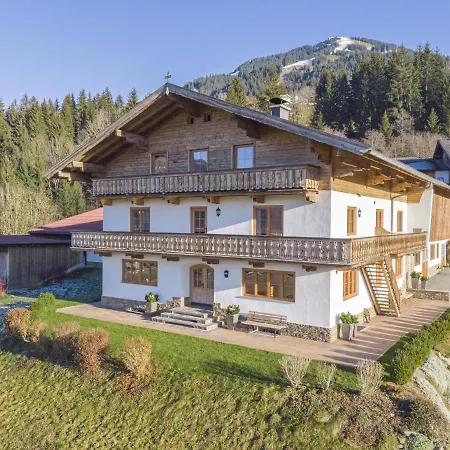 Appartement Glonersbuehelhof 1 *