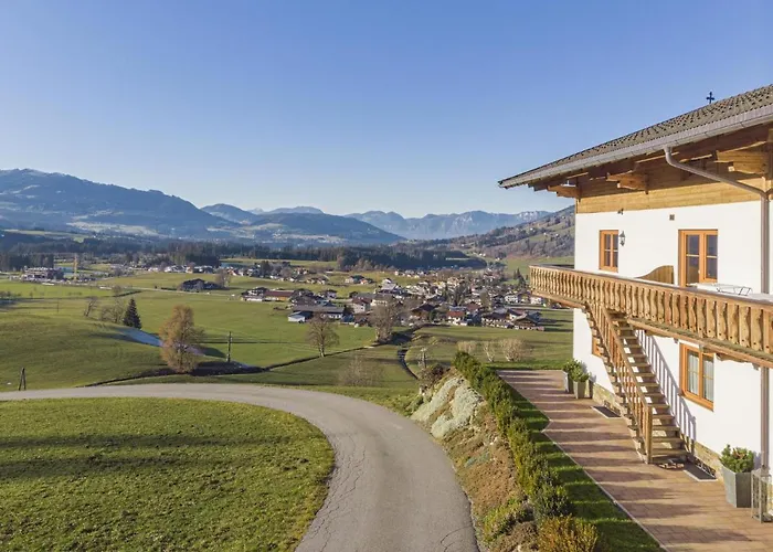 Glonersbuehelhof 1 *